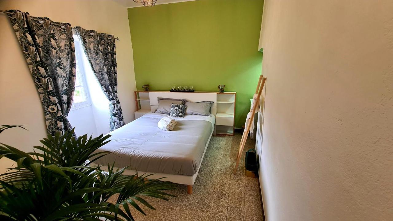 Lou Mouli Di Baou Bed & Breakfast Labeaume Bagian luar foto