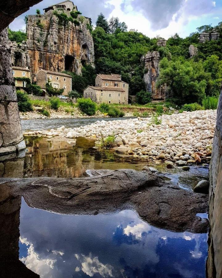 Lou Mouli Di Baou Bed & Breakfast Labeaume Bagian luar foto