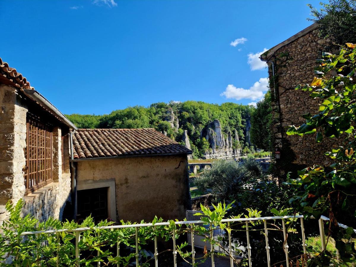 Lou Mouli Di Baou Bed & Breakfast Labeaume Bagian luar foto