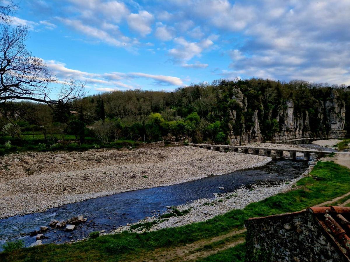 Lou Mouli Di Baou Bed & Breakfast Labeaume Bagian luar foto